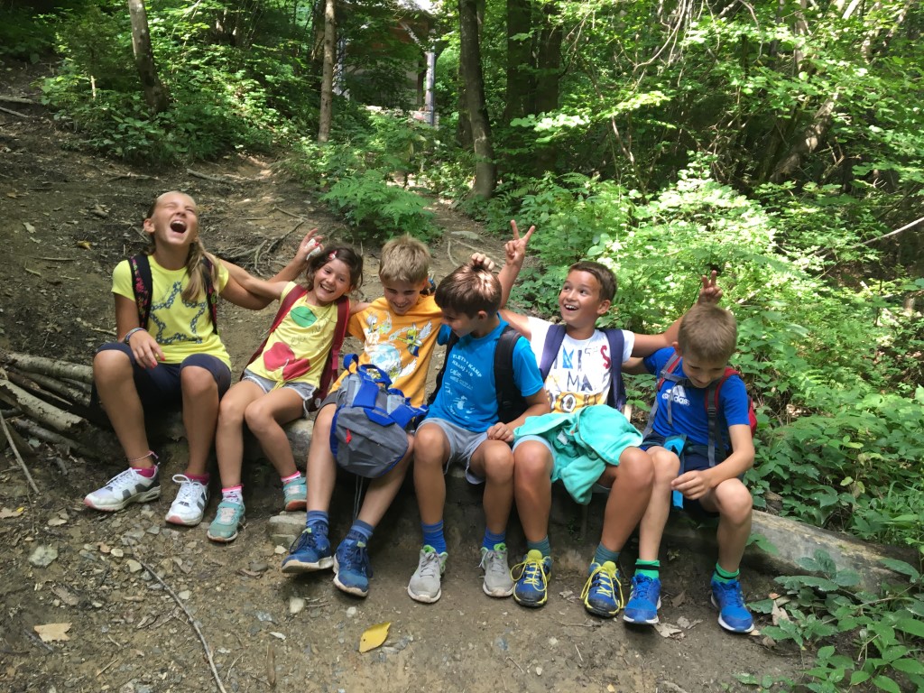 Poletni atletski kamp. Zabava. 